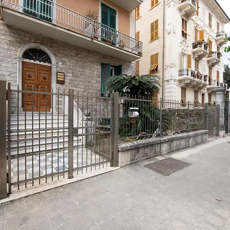 243b - Mignon - Sara Chiavari, 200metri Dal Mare