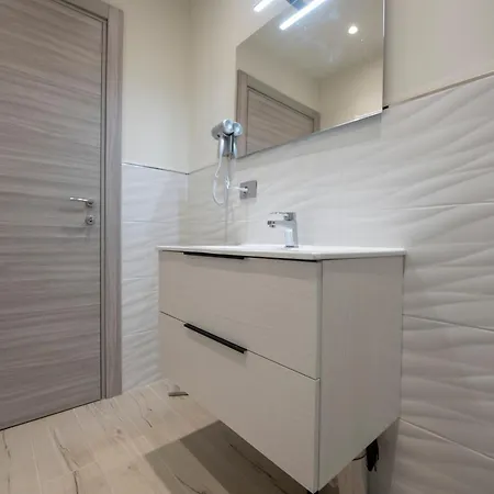 Apartment 243b - Mignon - Sara Chiavari, 200metri Dal Mare