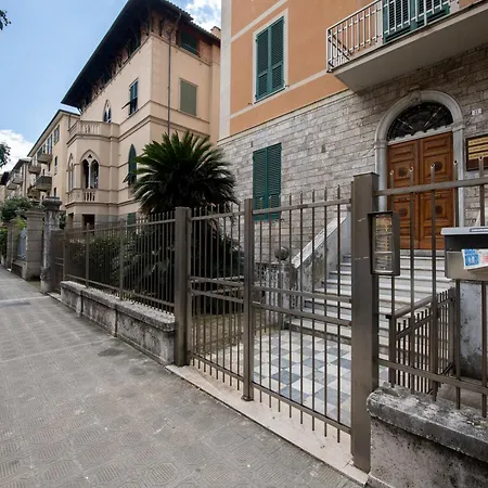 Apartment 243b - Mignon - Sara Chiavari, 200metri Dal Mare