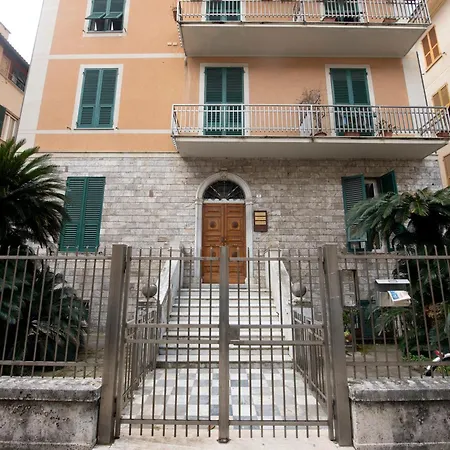 Apartment 243b - Mignon - Sara Chiavari, 200metri Dal Mare *