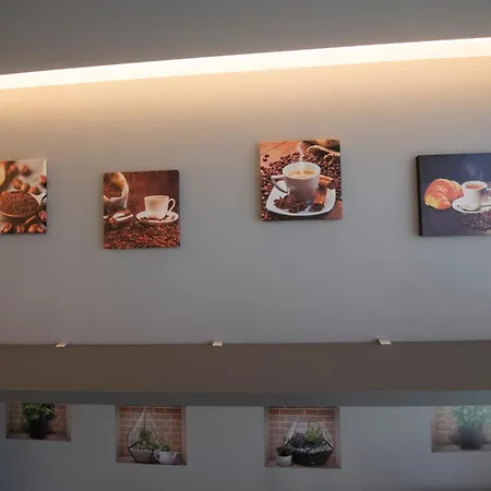 243b - Mignon - Sara Chiavari, 200metri Dal Mare *