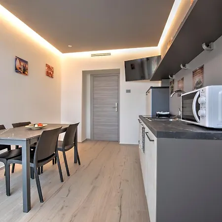 243b - Mignon - Sara Chiavari, 200metri Dal Mare Apartmán *