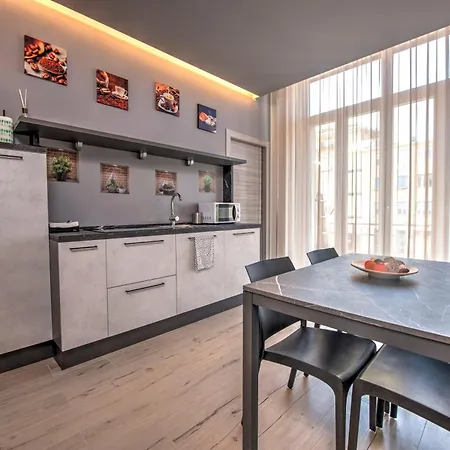 243b - Mignon - Sara Chiavari, 200metri Dal Mare *